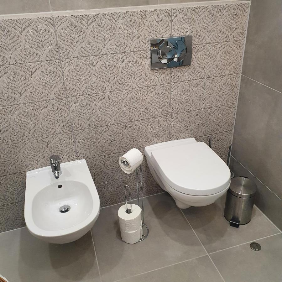 Jegmadar Apartman Debrecen Exterior photo